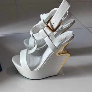Giuseppe Zanotti White and Gold Wedges